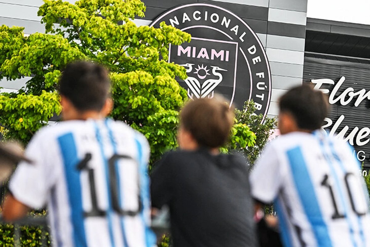 Inter Miami CF players in action, showcasing the team's large contingent of Argentine footballers on the pitch.